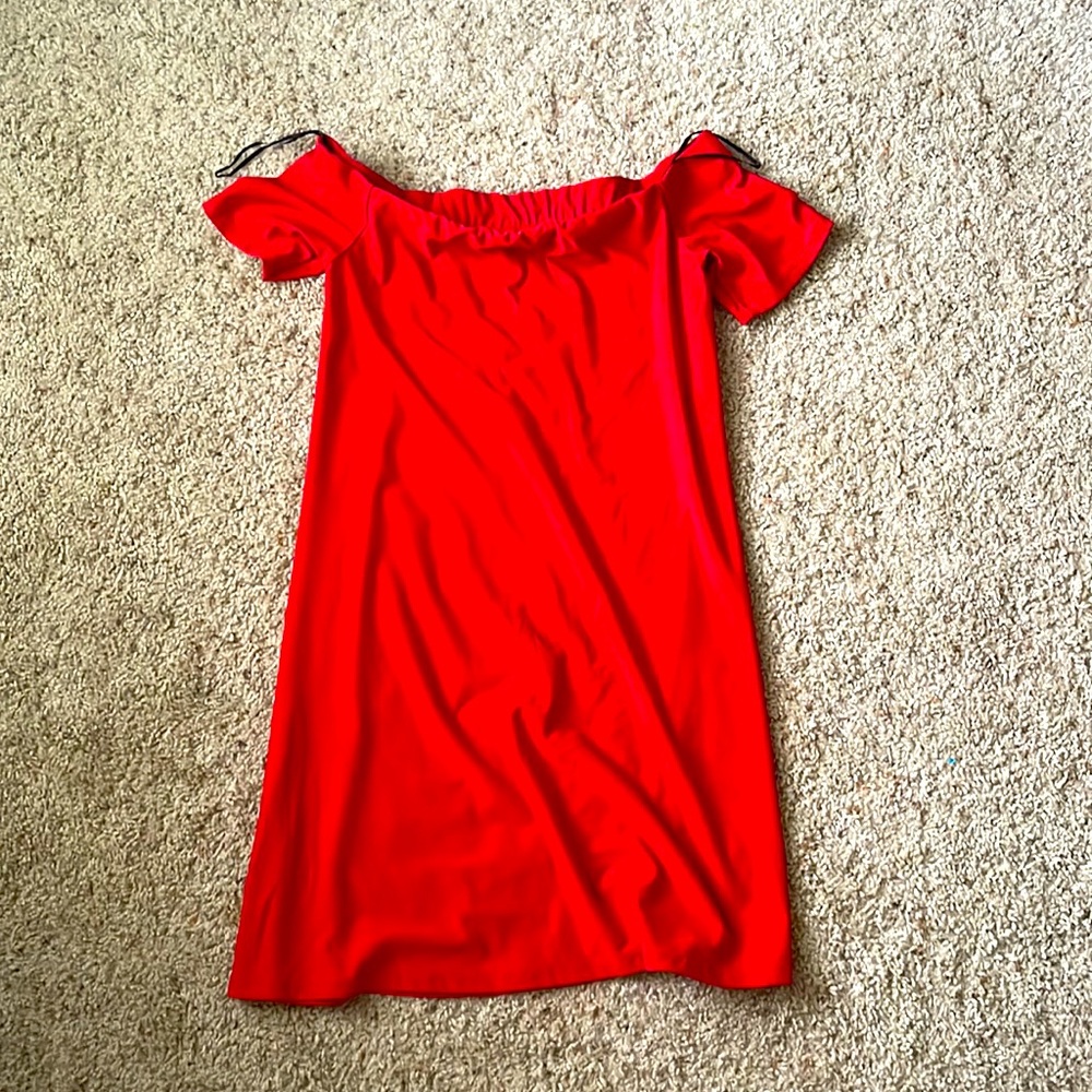 H&M, S Red Off-Shoulder Dress
